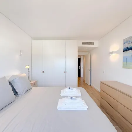 Modern Retreat By The Sea #1951 * Lagos