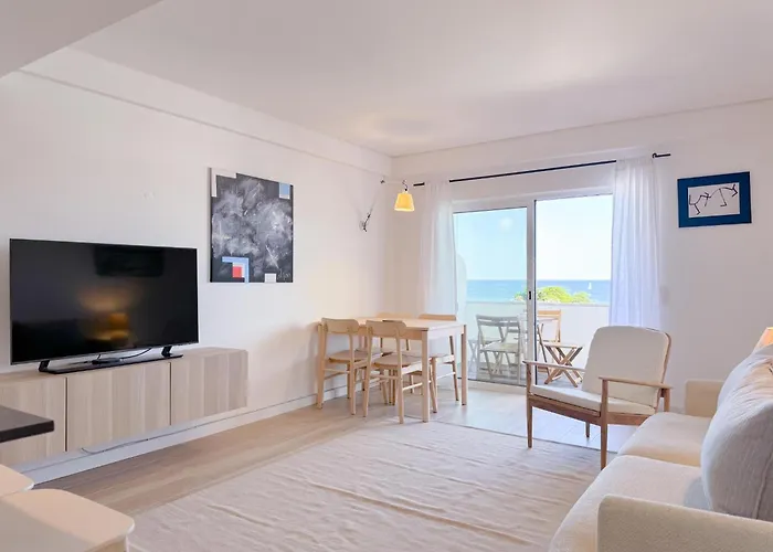 Modern Retreat By The Sea #1951